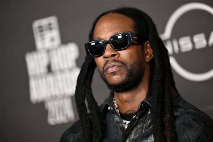 2 Chainz at the BET Awards 2016