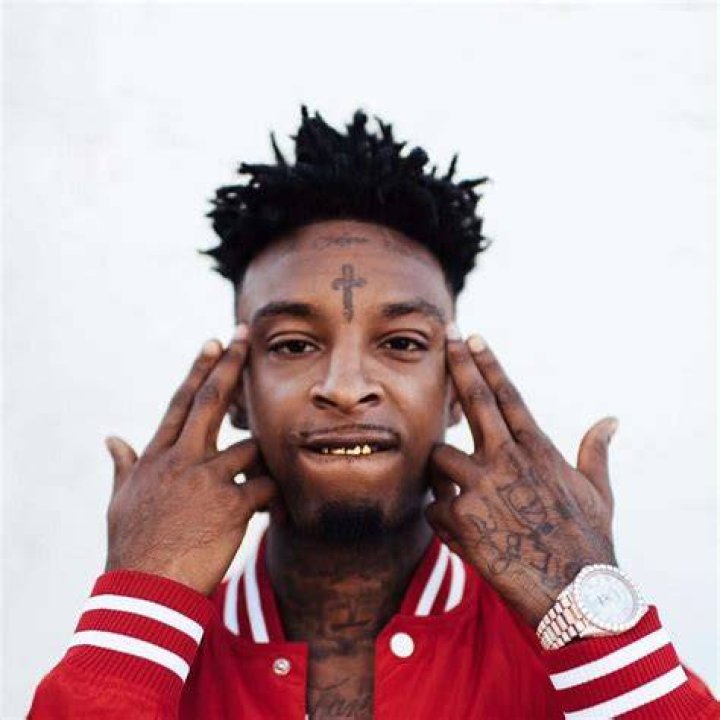21 Savage poses for a modeling photoshoot in 2016