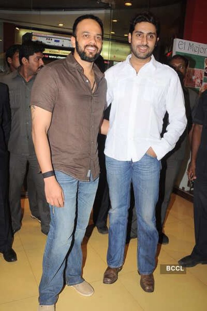 Abhishek Bachchan and Rohit Shetty meet fans at 'Bol Bachchan' screening in 2012