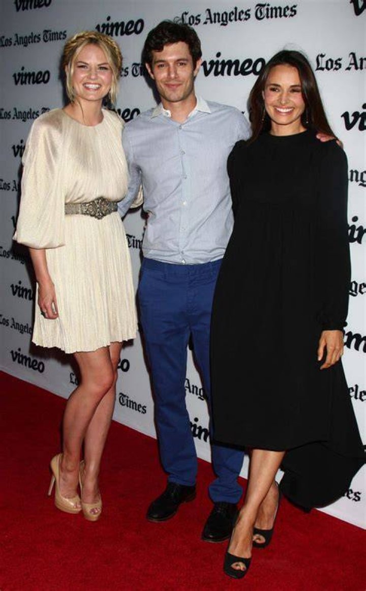 Adam Brody height