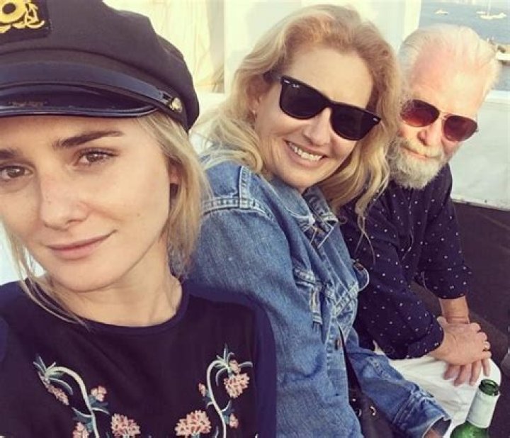 Addison Timlin taking a selfie with her parents in July 2017