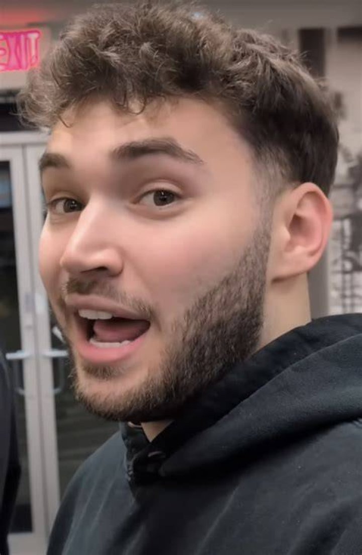 Adin Ross as seen in a selfie that was taken in November 2020