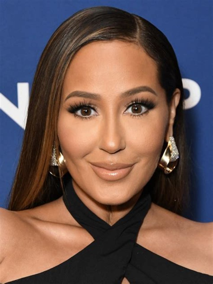 Adrienne Bailon voluptuous look
