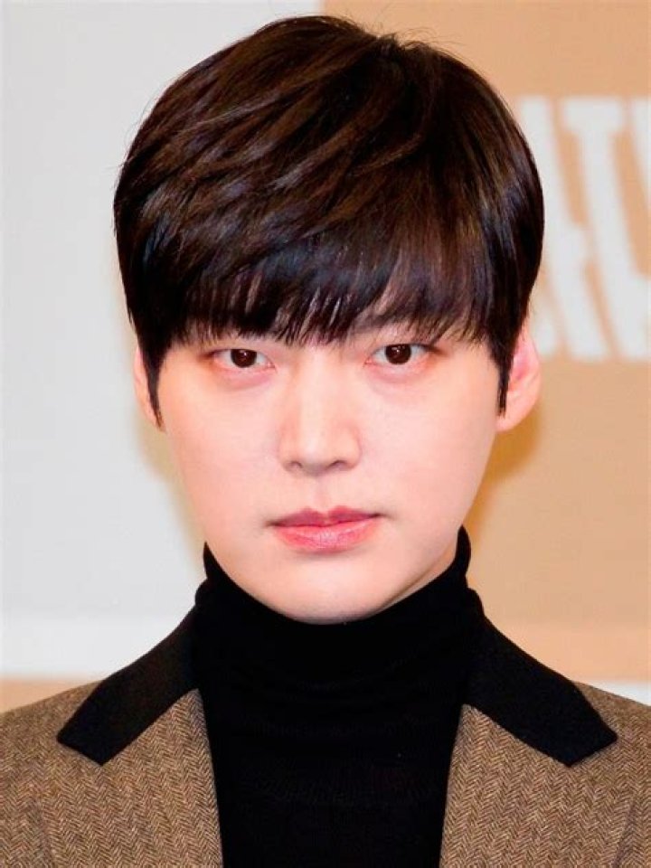 Ahn Jae-hyun as seen while taking a mirror selfie in July 2022