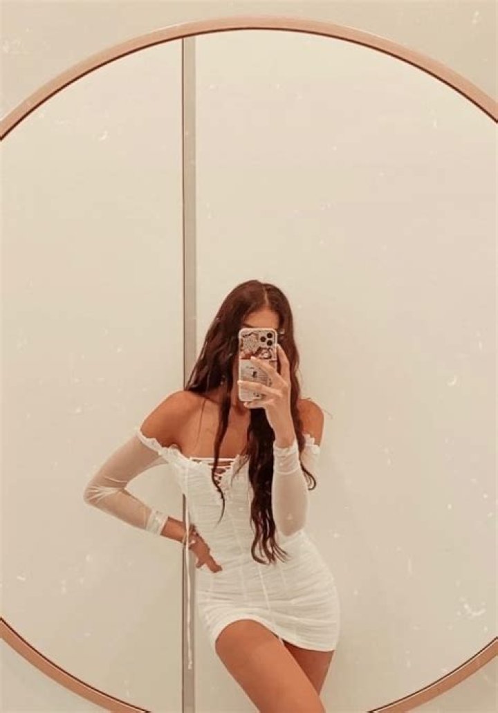 Alanna Panday in a selfie with her boyfriend Ivor in December 2020