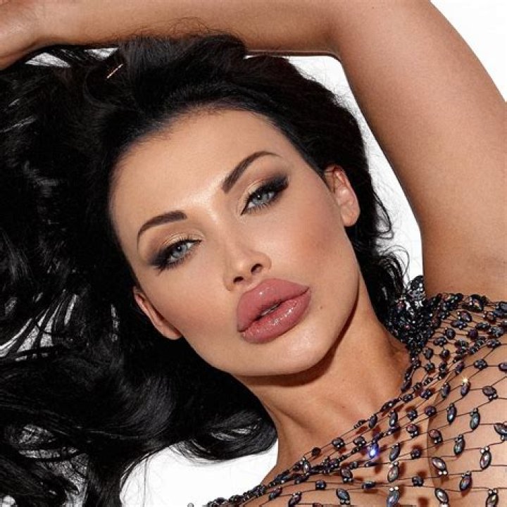 Aletta Ocean in an Instagram selfie as seen in April 2018