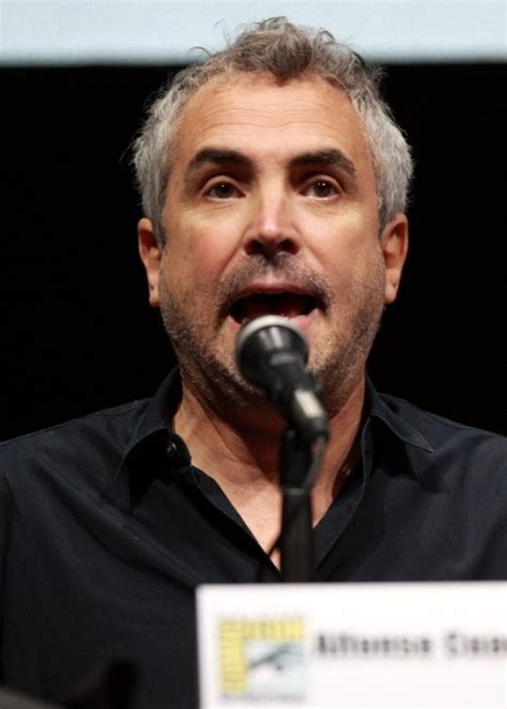 Alfonso Cuar&oacute;n speaking at the 2013 San Diego Comic-Con International