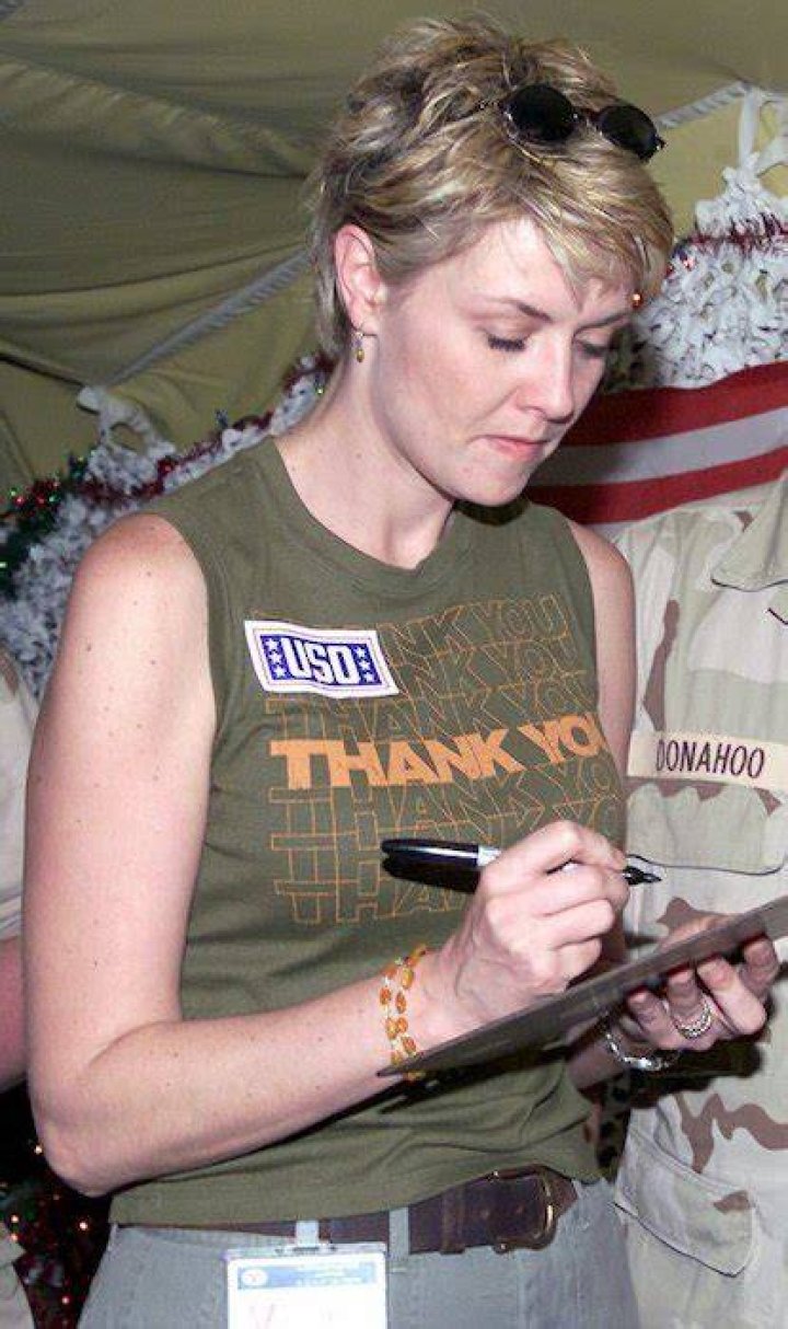 Amanda Tapping during a signing event in 2001 during her time with US Army