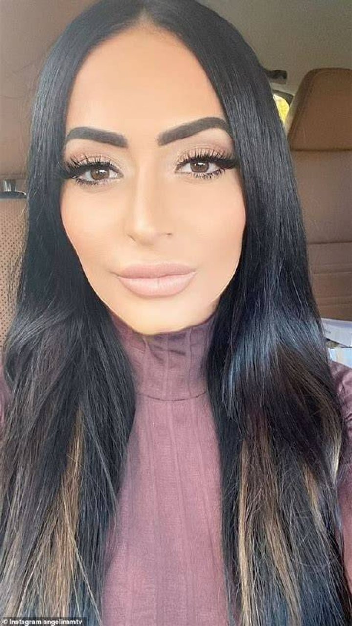 Angelina Pivarnick from her Makeup Tutorial Masterclass - January 2020