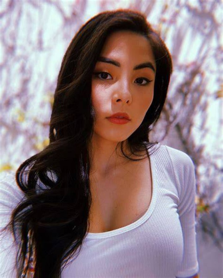 Anna Akana in an Instagram selfie in January 2018