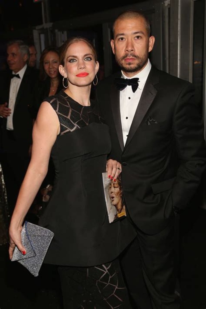 Anna Chlumsky and Shaun So