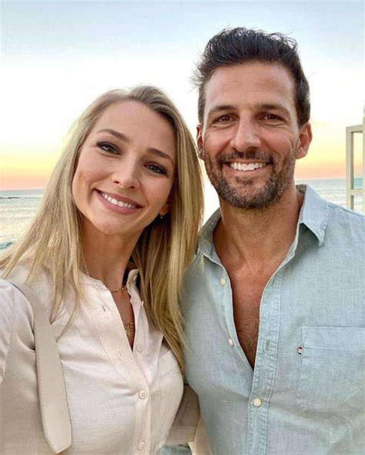 Anna Heinrich posing naked for Women's Health magazine