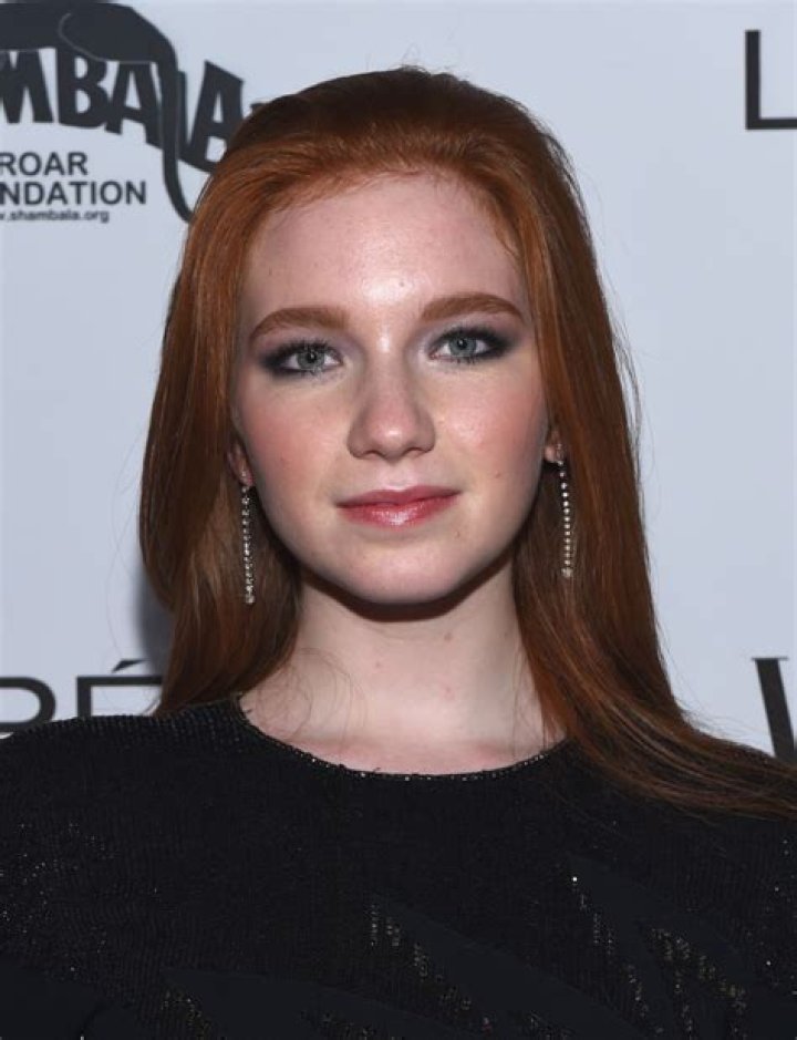 Annalise Basso at the Vanity Fair and L'Oreal Paris Toast to Young Hollywood in February 2017