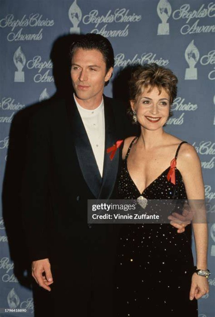 Annie Potts at the Emmy Awards in 1989