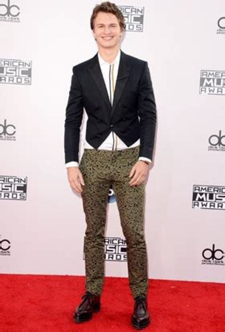 Ansel Elgort weight