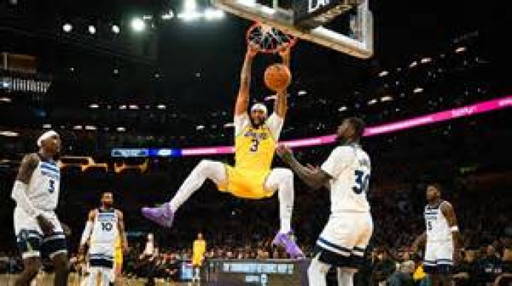 Anthony Davis dunking the ball during the NBA All-Star Game 2016 on February 14, 2016 in Toronto, Ontario