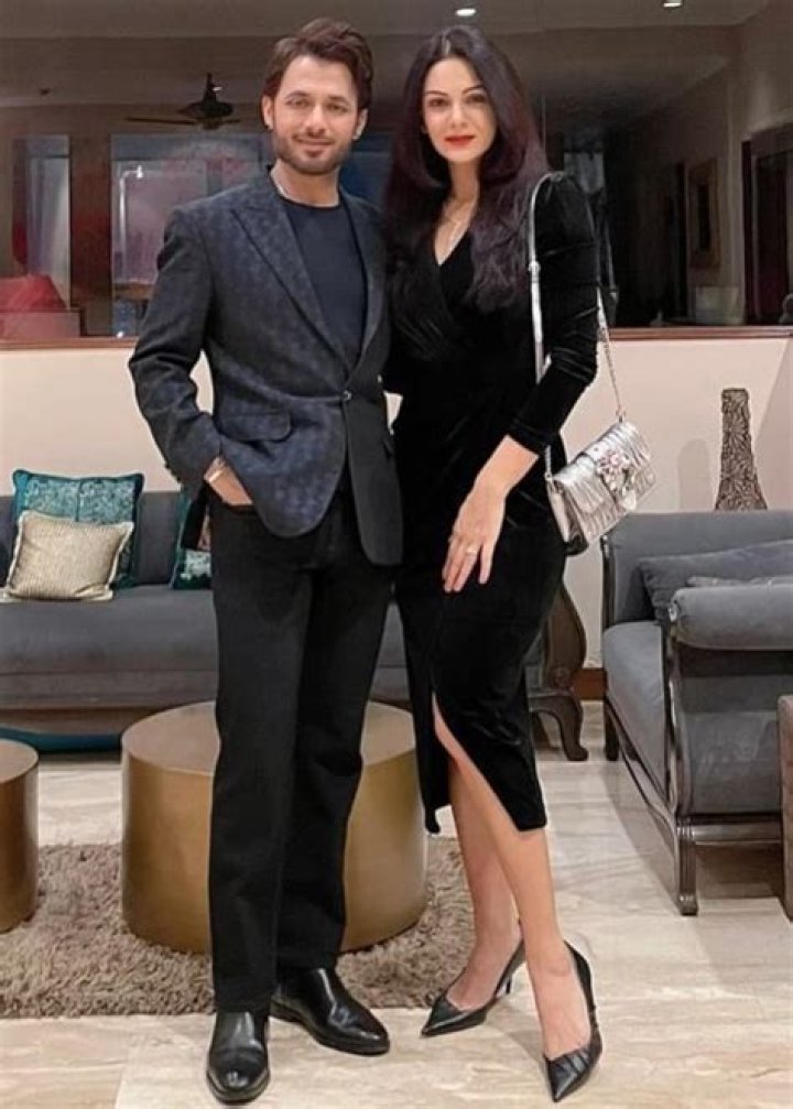 Anupam Mittal and his wife Aanchal Kumar with their daughter Alyssa Mittal in January 2022