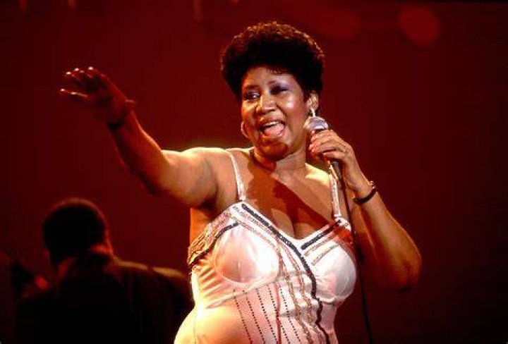 Aretha Franklin performing at the Nokia Theater in Dallas, Texas in April 2007