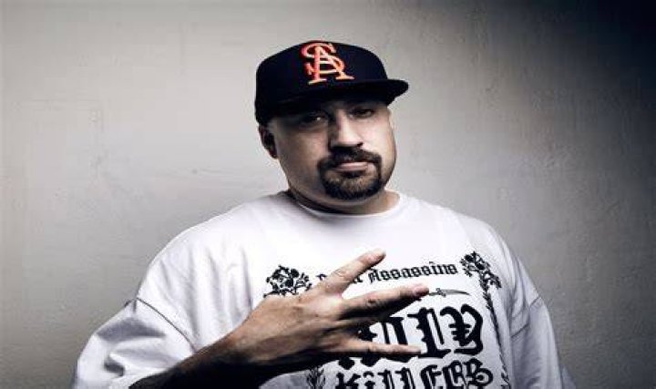 B-Real at the Bonnaroo Music Festival in Manchester, Tennessee in June 2006