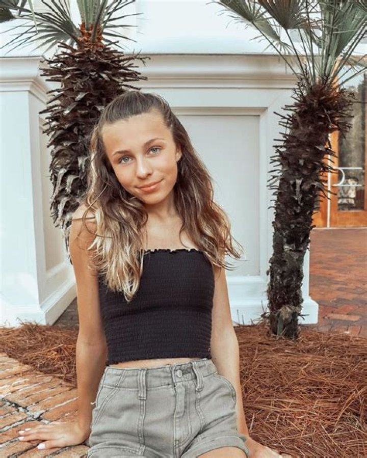 Bailey Dedrick in an Instagram selfie as seen in February 2020