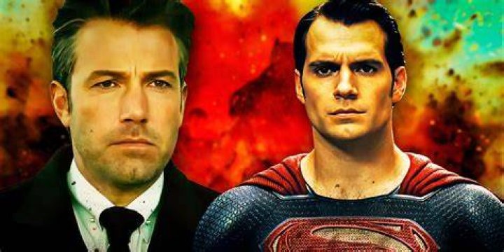 Batman V Superman stars signing autographs at Comic-Con