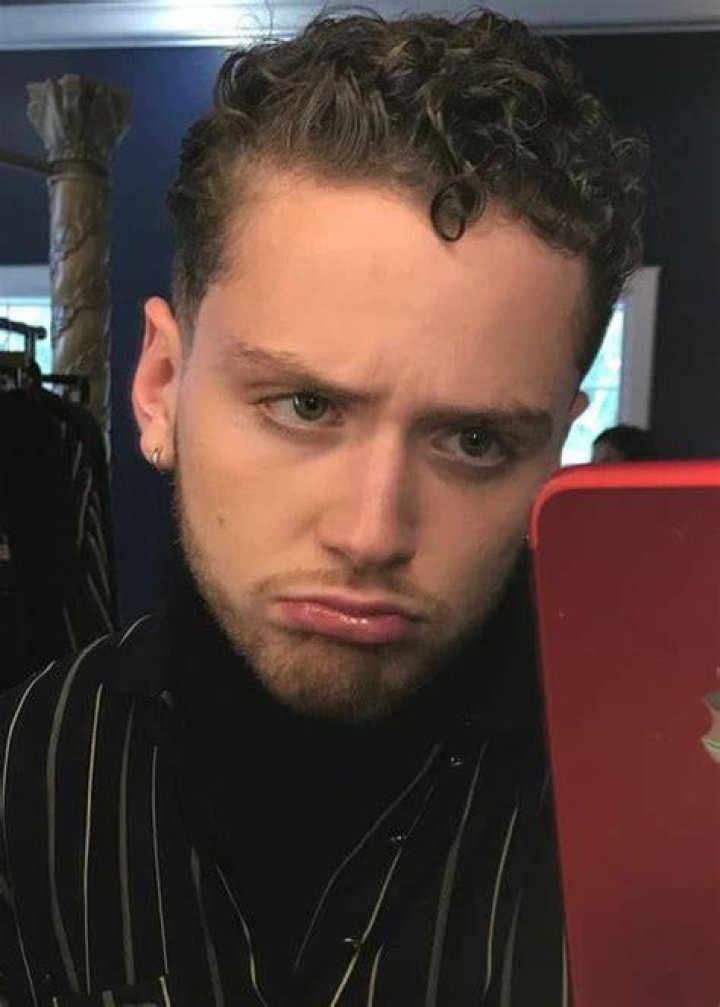 Bazzi in a selfie as seen in July 2016