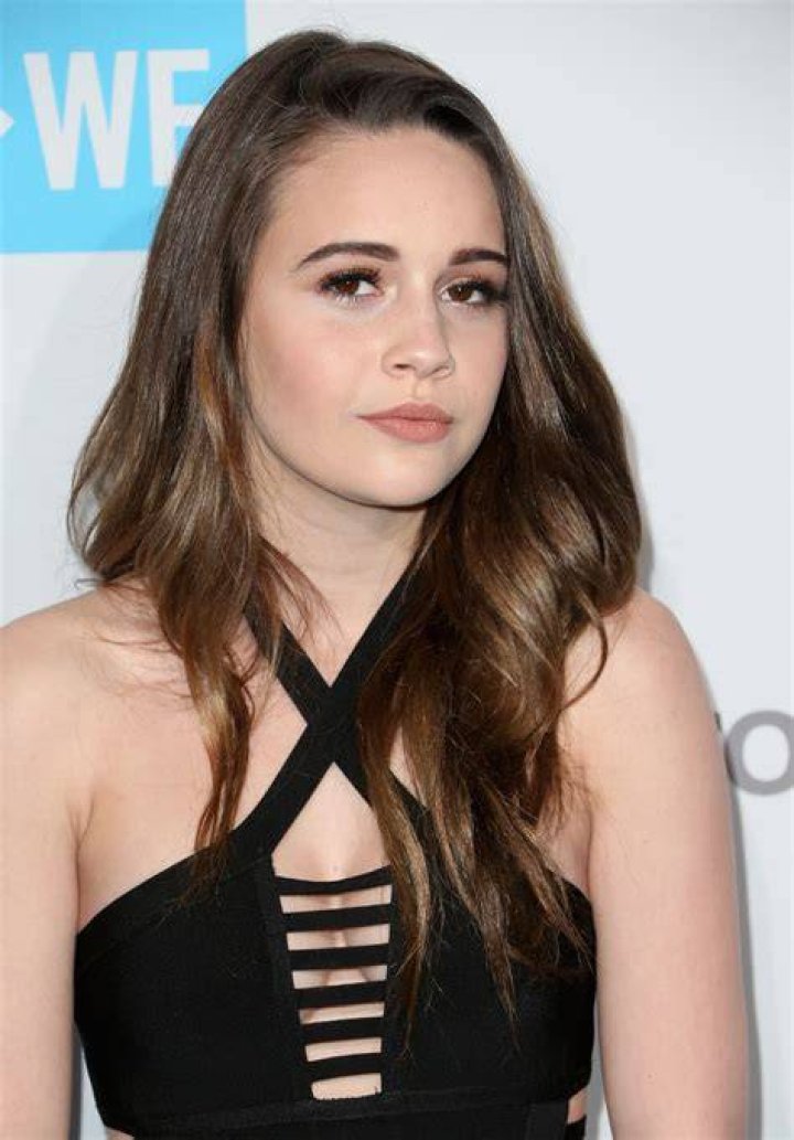 Bea Miller at the 2015 Radio Disney Music Awards