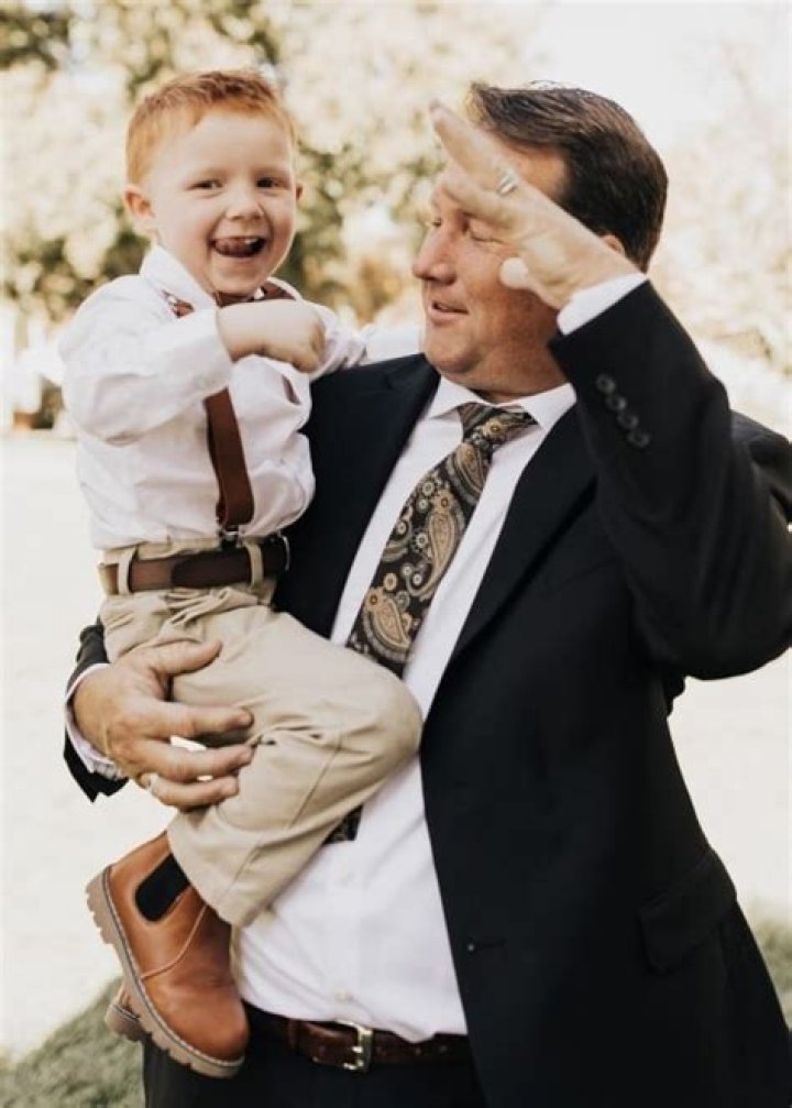 Beckham Nelson and his father in a picture that was taken in the past