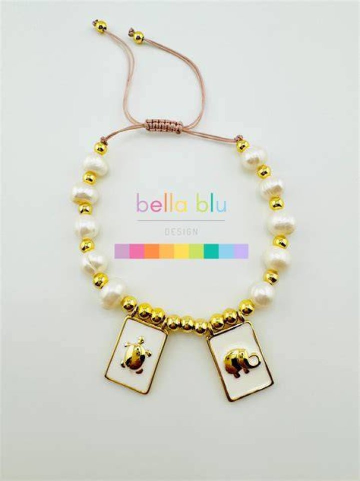 Bella Blu in an Instagram post as seen in November 2019