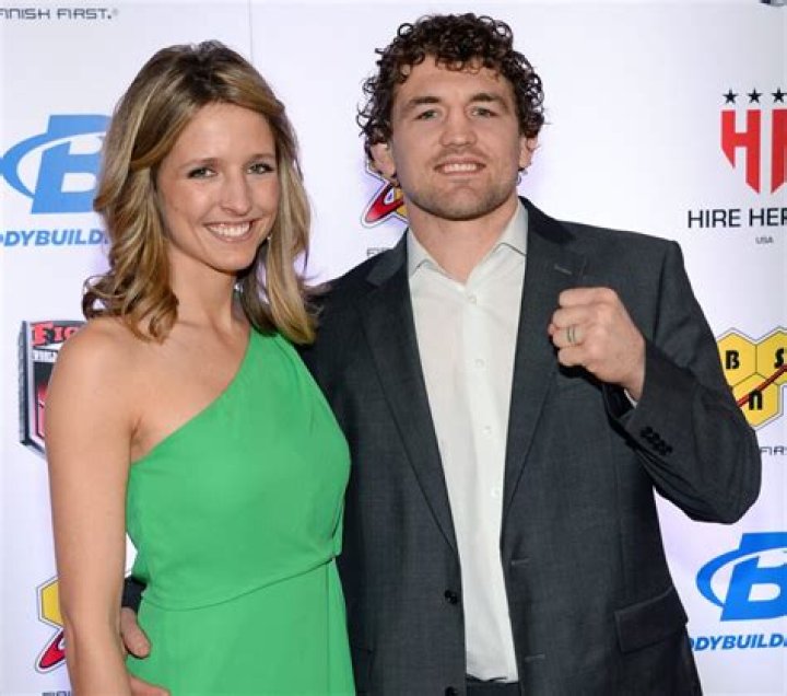 Ben Askren, with his wife and children, as seen in September 2020