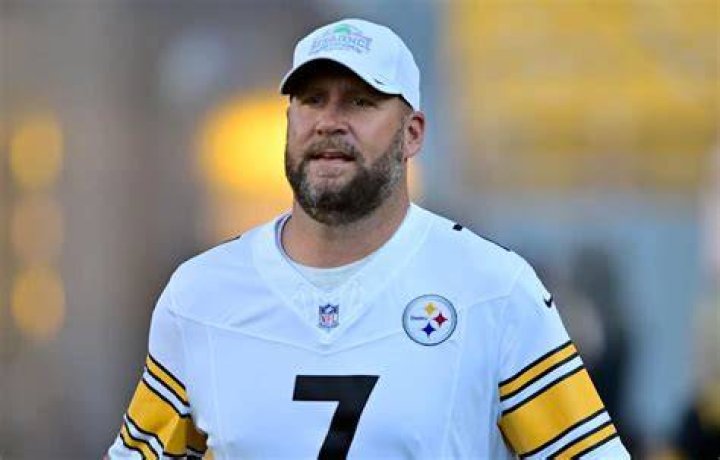 Ben Roethlisberger #07 in a picture that was taken during a game in November 9, 2009