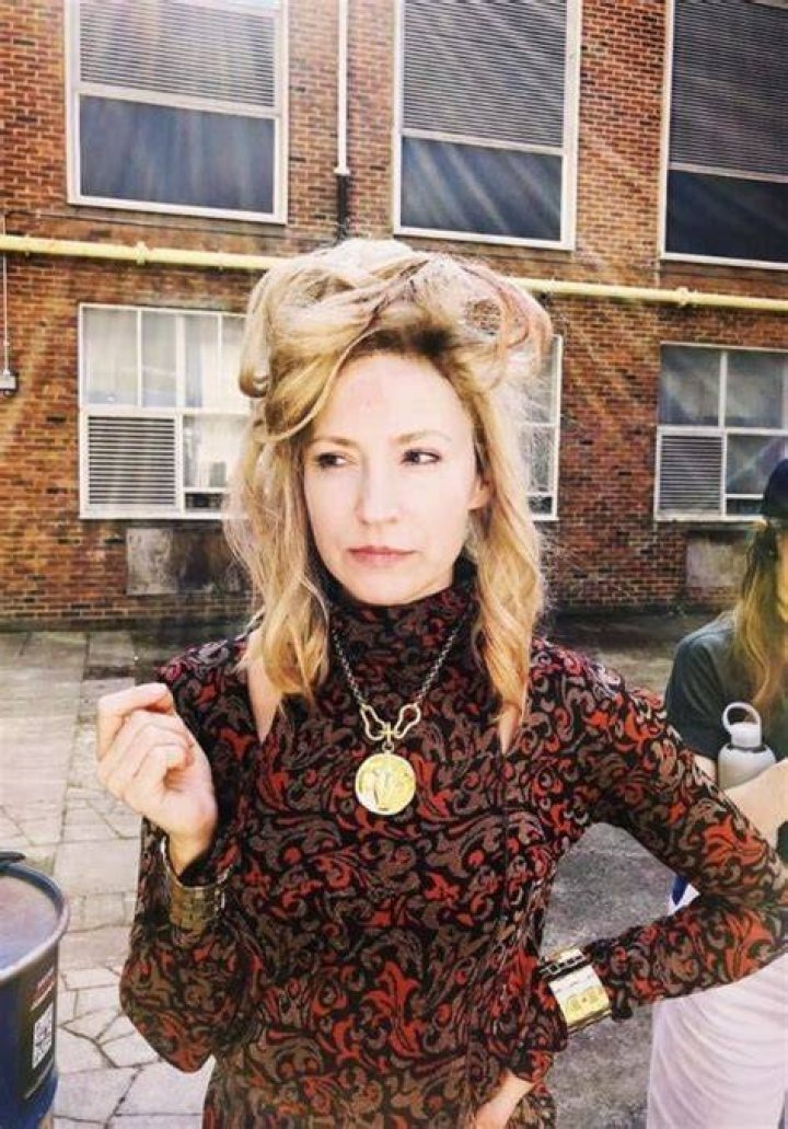 Beth Riesgraf in November 2020 wishing everyone a happy Halloween