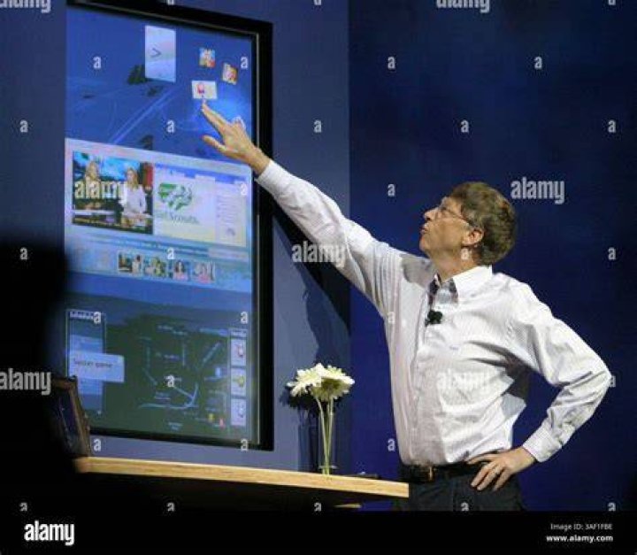Bill Gates at Consumer Electronics Show on January 4, 2006