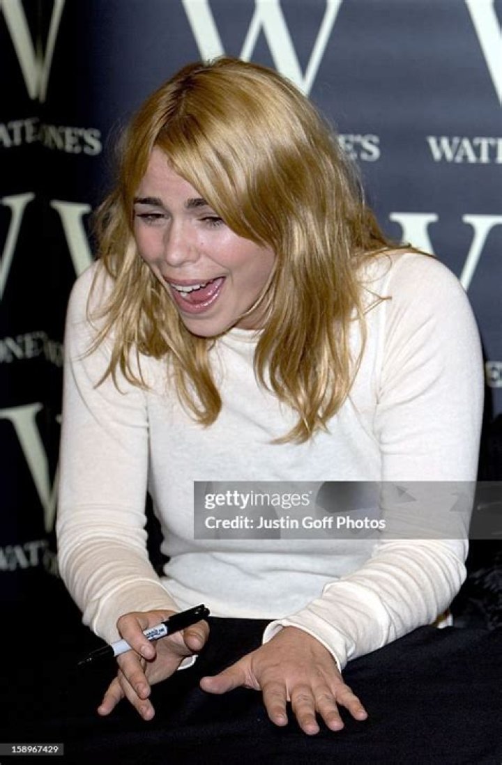 Billie Piper at a Growing Pains book signing event in 2006