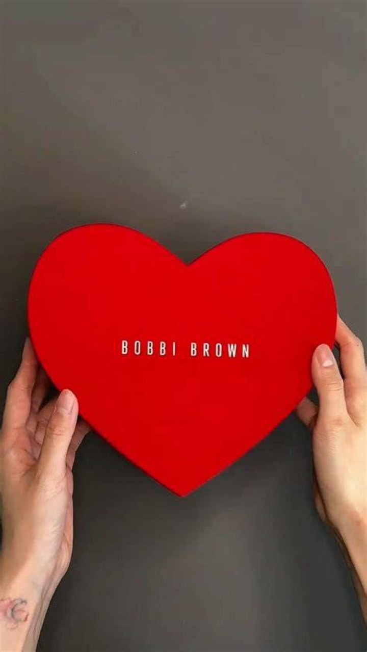 Bobbi Brown at The Heart Truth's Red Dress Collection Fashion Show in February 2009
