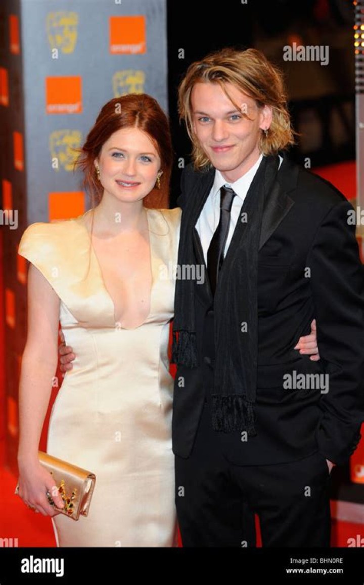 Bonnie Wright and Jamie Campbell Bower