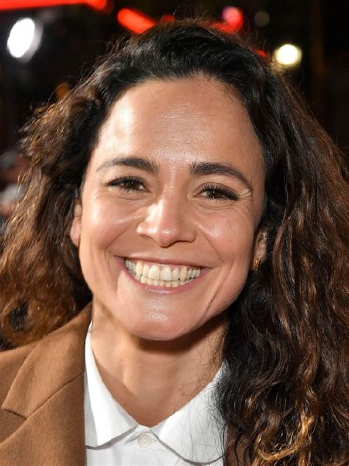 Brazilian actress, Alice Braga boobs