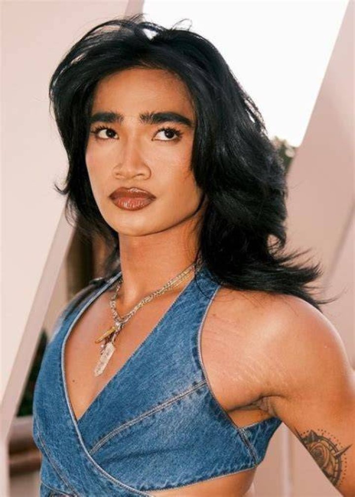 Bretman Rock with makeup on the face as seen in 2018