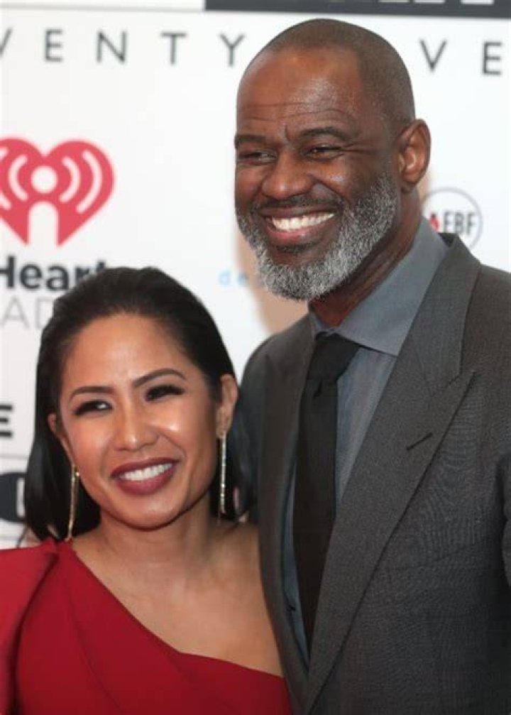 Brian McKnight as seen while posing for the camera at the 2014 Pioneer of African American Achievement Awards Gala