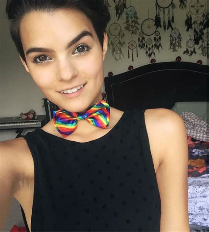 Brianna Hildebrand in a selfie in April 2017