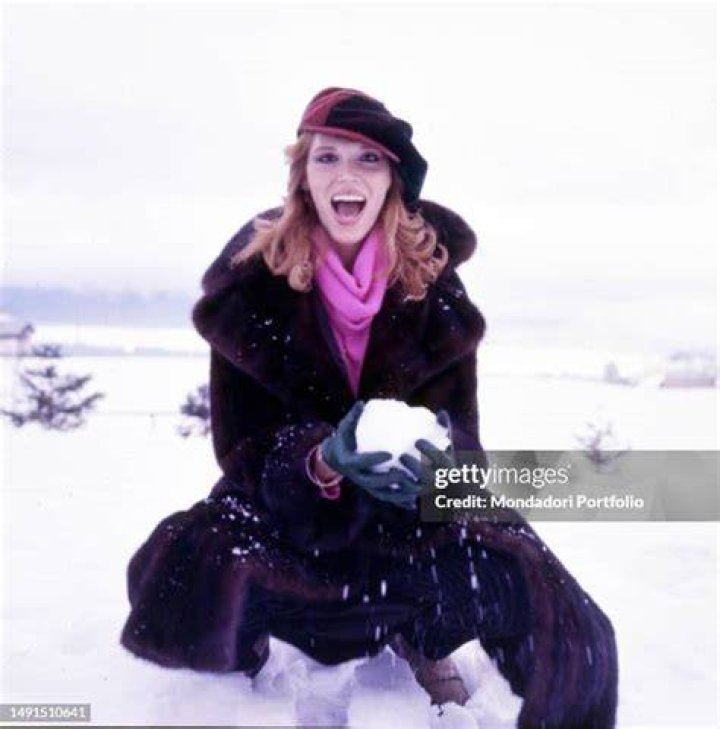 British model, actress, and singer Twiggy