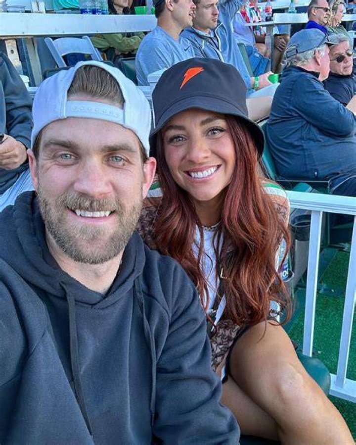 Bryce Harper and Kayla Varner in a selfie in November 2019