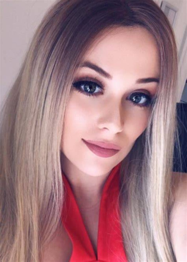 Caitlin Beadles in a selfie as seen in July 2018