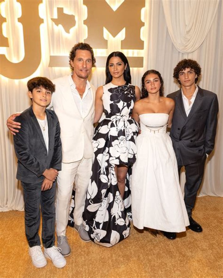 Camila Alves