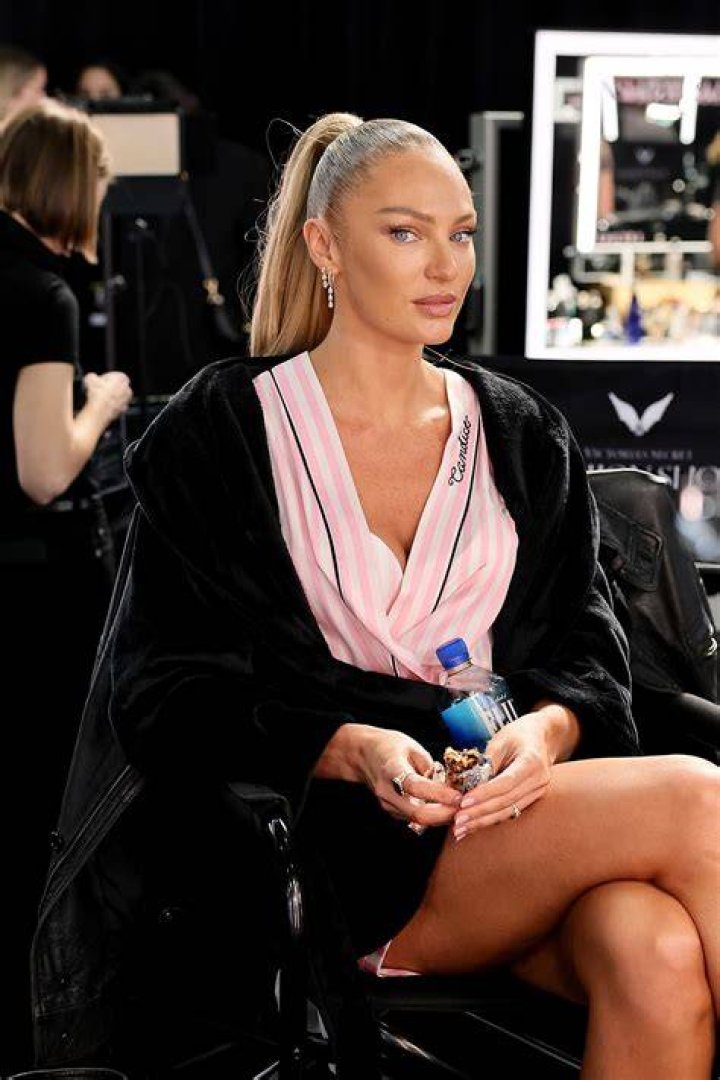 Candice Swanepoel Victoria's Secret Fashion Show 2013