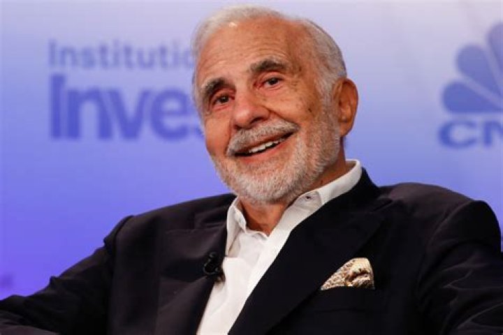 Carl Icahn pictured at a 1980s conference