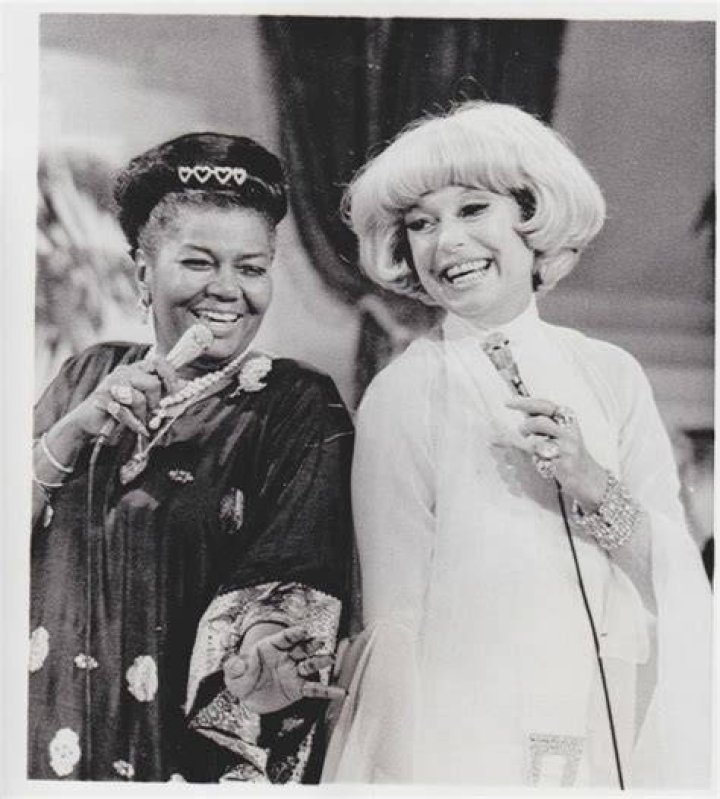 Carol Channing (Right) and Pearl Bailey on the television special 'One More Time' in 1973