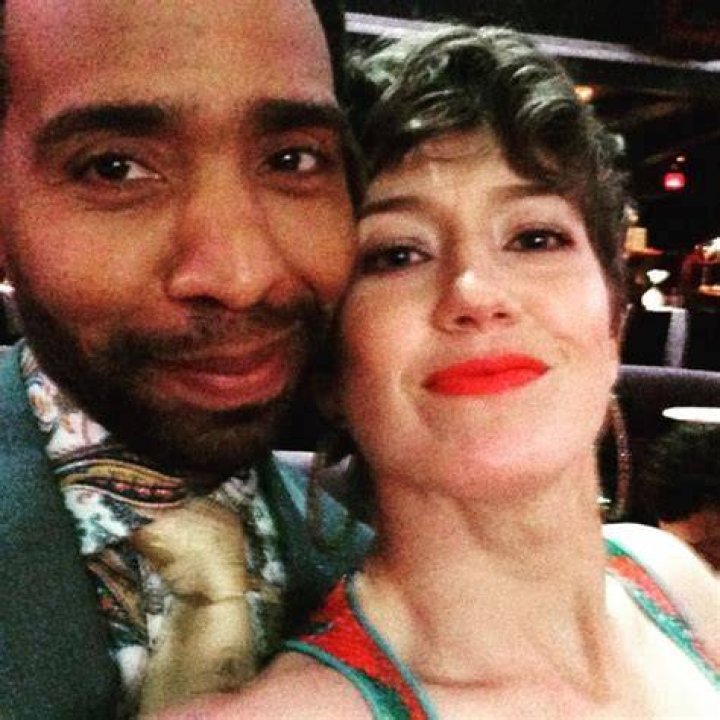 Carrie Coon clicking a selfie alongside Kevin Carroll in April 2017