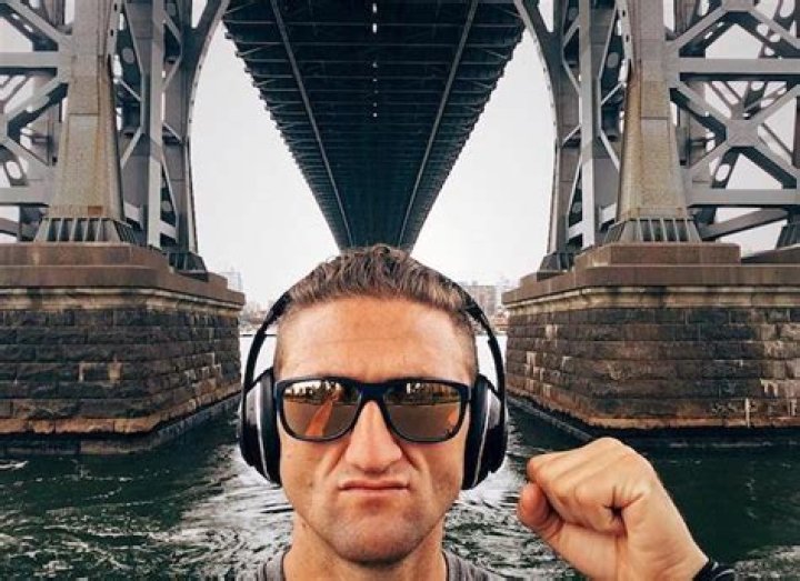 Casey Neistat at Williamsburg Bridge in July 2017