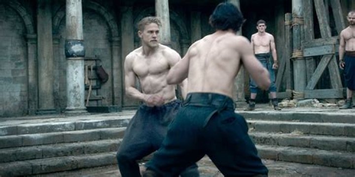 Charlie Hunnam in a fighting scene in King Arthur Legend of the Sword